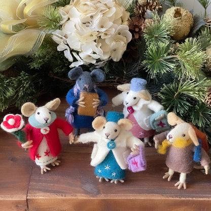 Family of Mice Handmade Fel Collectibles, Set of Five    Home Decor Supply | Online Retail | ShoreShopper.com