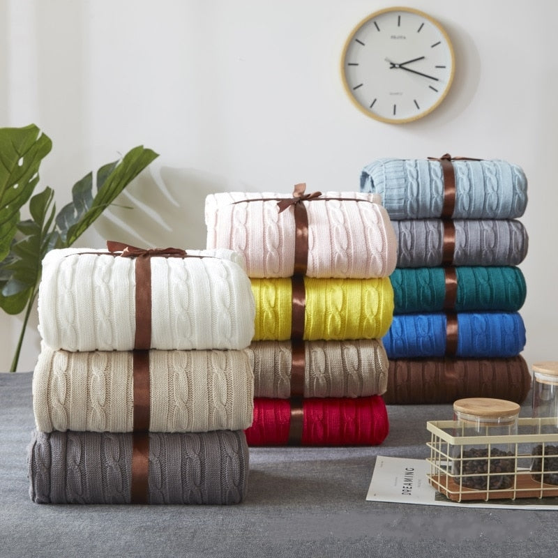 Decorative blanket for nap and leisure    Home Decor Supply | Online Retail | ShoreShopper.com