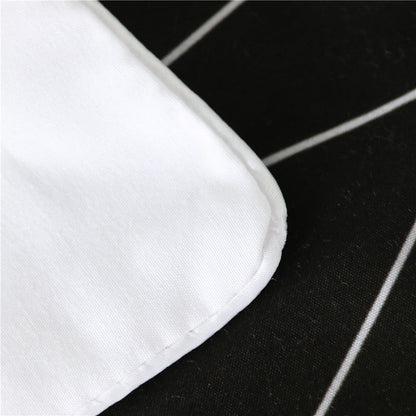 Three-piece Set Of Black And White Printed Bed Linen And Duvet Cover    Home Decor Supply | Online Retail | ShoreShopper.com