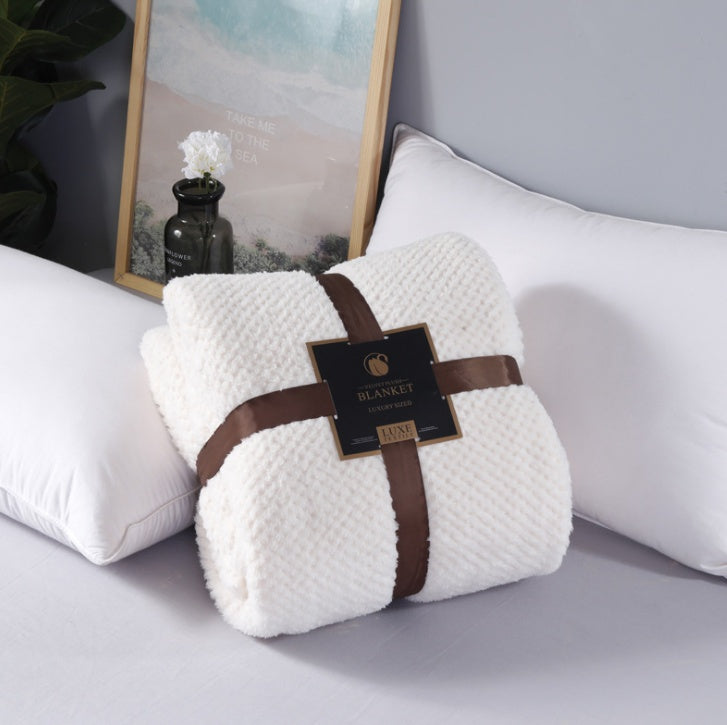 Beibeirong mesh pineapple sofa leisure blanket    Home Decor Supply | Online Retail | ShoreShopper.com
