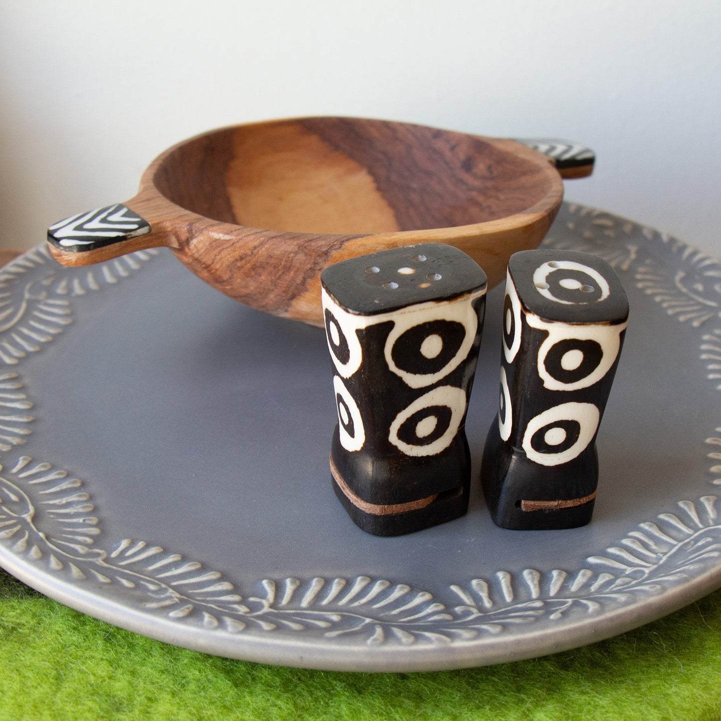 African Natural Bone Salt & Pepper Shakers, Traditional Batik Designs    Home Decor Supply | Online Retail | ShoreShopper.com