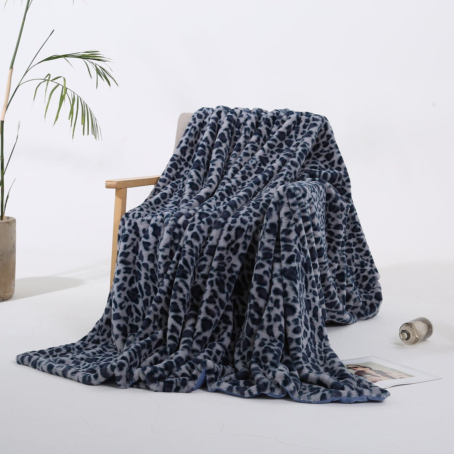 BlanketsCrystal Short Plush Children's Nap Sofa Blankets    Home Decor Supply | Online Retail | ShoreShopper.com