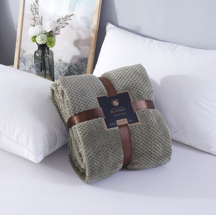 Beibeirong mesh pineapple sofa leisure blanket    Home Decor Supply | Online Retail | ShoreShopper.com