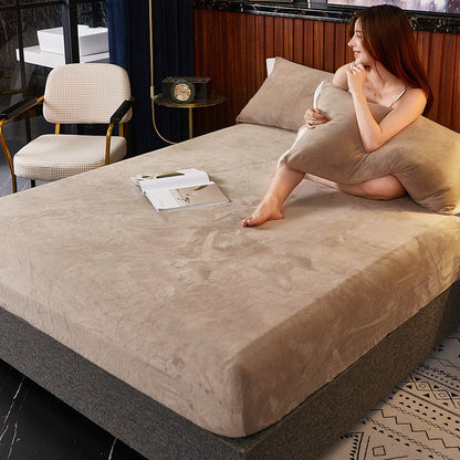 Crystal Velvet Velvet Bed Sheet Three-Piece Soft And Skin-Friendly    Home Decor Supply | Online Retail | ShoreShopper.com