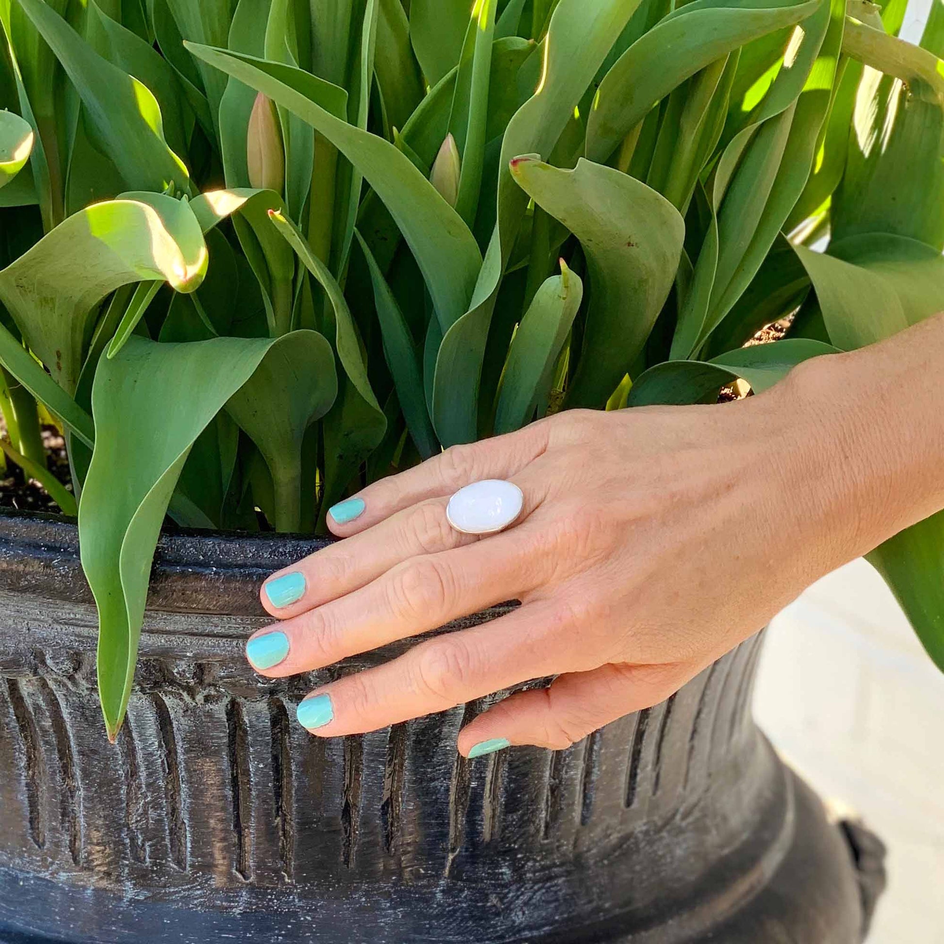 Ring, Oval Mother of Pearl    Home Decor Supply | Online Retail | ShoreShopper.com
