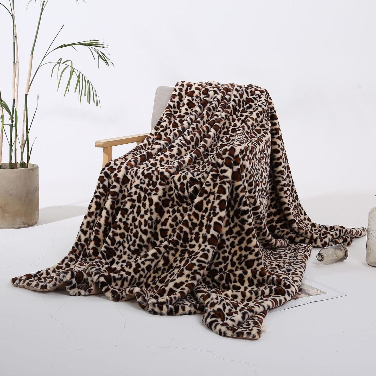 BlanketsCrystal Short Plush Children's Nap Sofa Blankets    Home Decor Supply | Online Retail | ShoreShopper.com