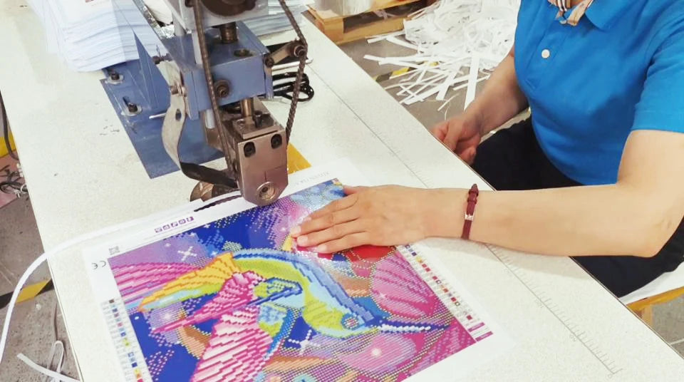 Wholesale Diamond Art Painting Art Cat- Round Diamond Painting for Home Wall Decor    Home Decor Supply | Online Retail | ShoreShopper.com