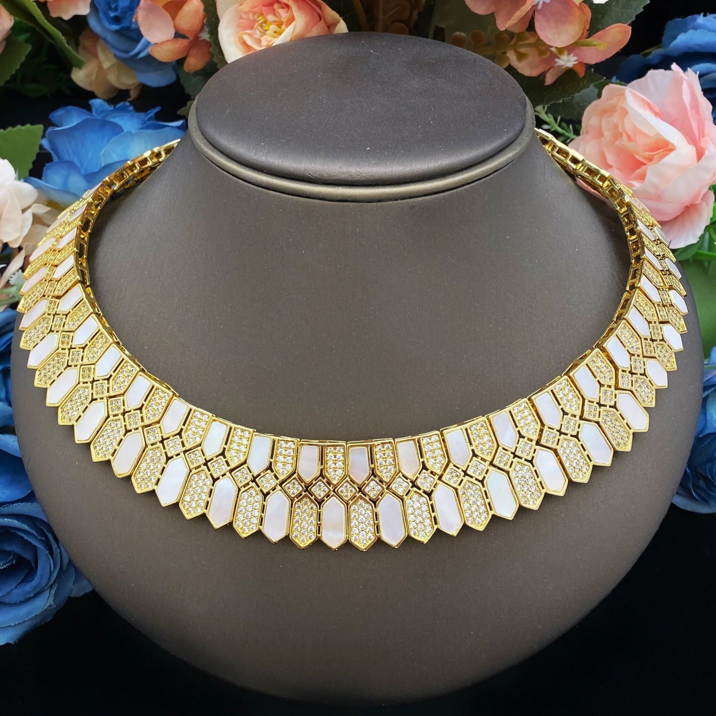 HOT  Jewelry Sets For Woman Wedding Parties Jewellery Necklace Earrings Rings Bracelets For Gift Plating18k With CZ White shell    Home Decor Supply | Online Retail | ShoreShopper.com