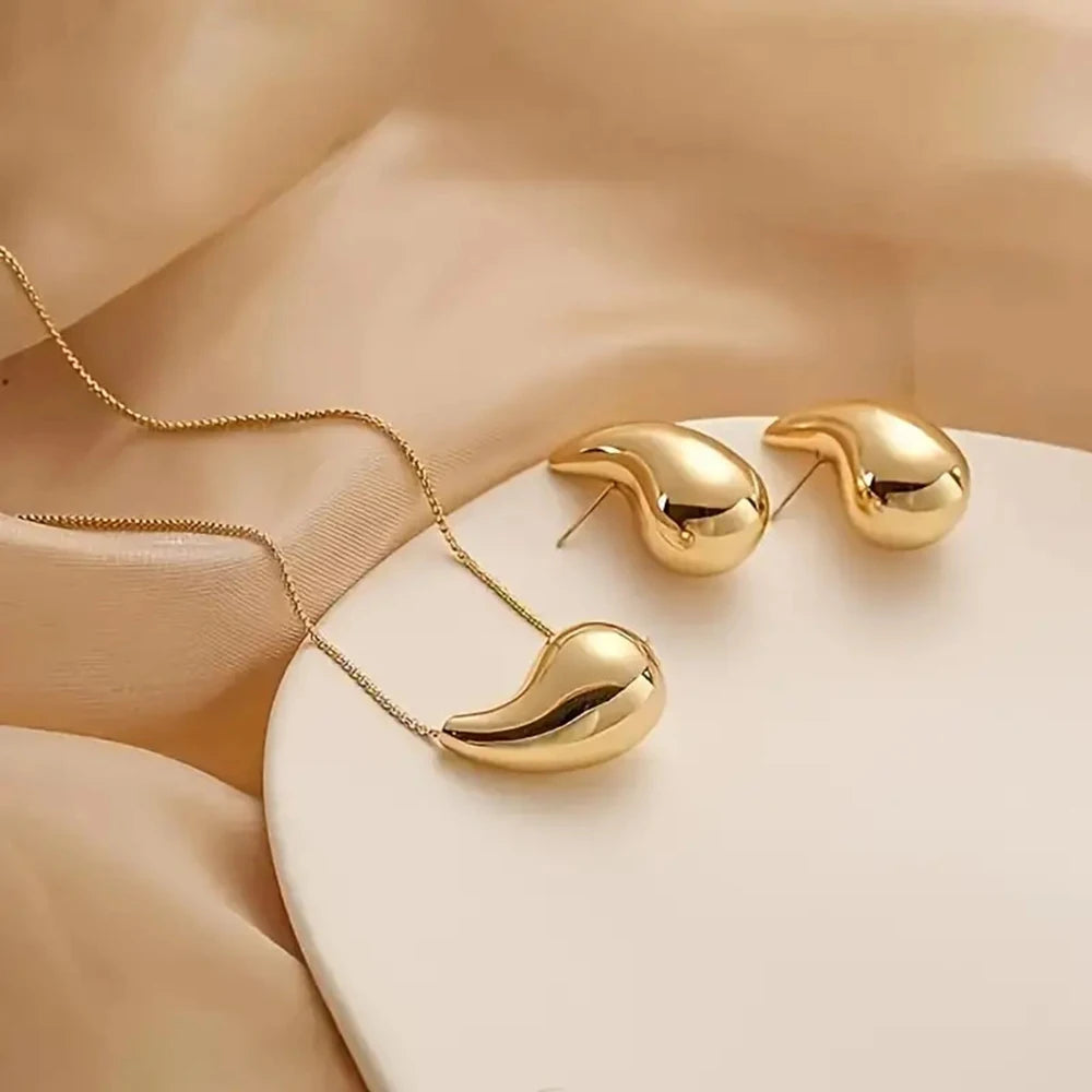 2-Piece Elegant Stylish Gold Drop Jewelry Set With High-End Earrings And Necklace Combination Suitable For Woman Daily Wear    Home Decor Supply | Online Retail | ShoreShopper.com