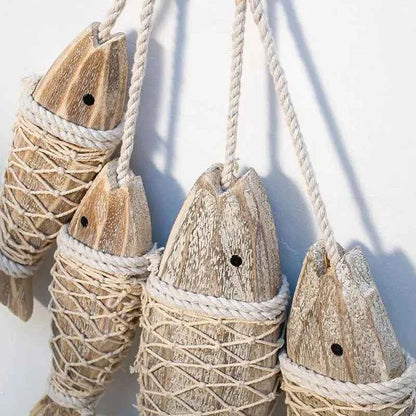 1 Pair Hand Carved Wooden Fish Hanging Marine Coastal Wall Sculptures Wooden Carved Fish Wall Decor Home Room Nautical Decor