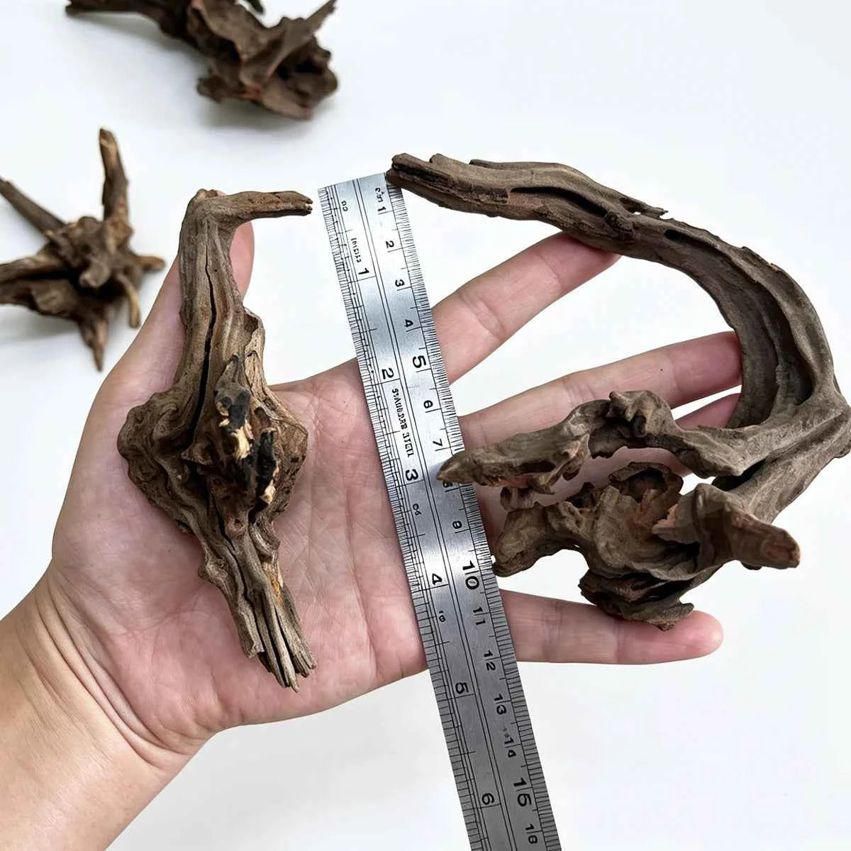 10-15CM Natural Driftwood Aquarium Decor - Premium Wood Fish Tank Ornament, Authentic Wooden Landscape for Aquatic Environments