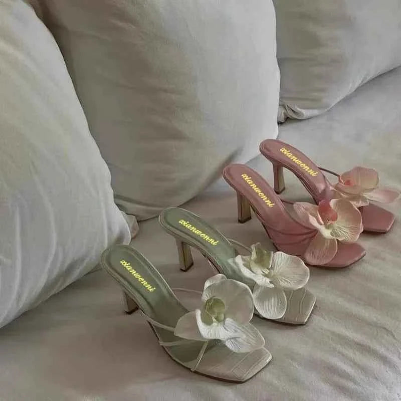 Women's Slippers Casual Fashionable High Quality Shoes for Women Shallow Women Sandals Elegant Flowers Design Women's Slippers