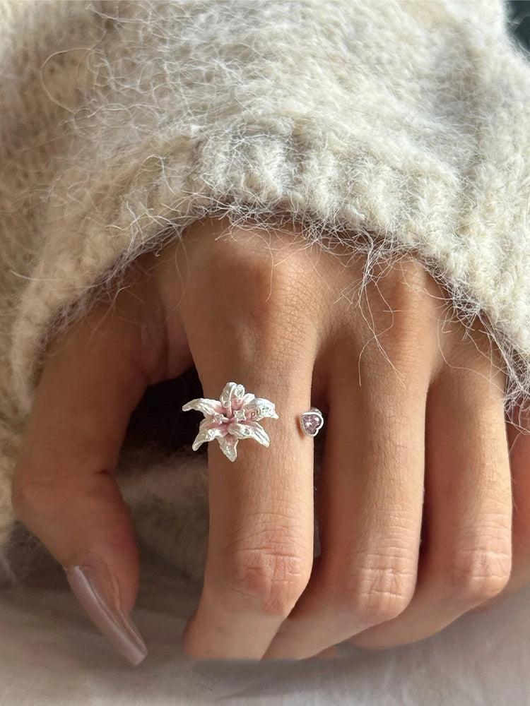 Gorgeous Lily Flower Jewelry Accessories, Fashion Ring for Women, Must-have Accessory for Female Fashionistas    Home Decor Supply | Online Retail | ShoreShopper.com