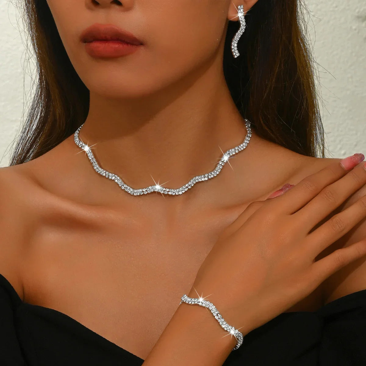 Luxury Wedding Jewelry Set: Necklace, Bracelet and Earring Set, Exquisite Crystal Jewelry, Women's Wedding Party Costumes    Home Decor Supply | Online Retail | ShoreShopper.com