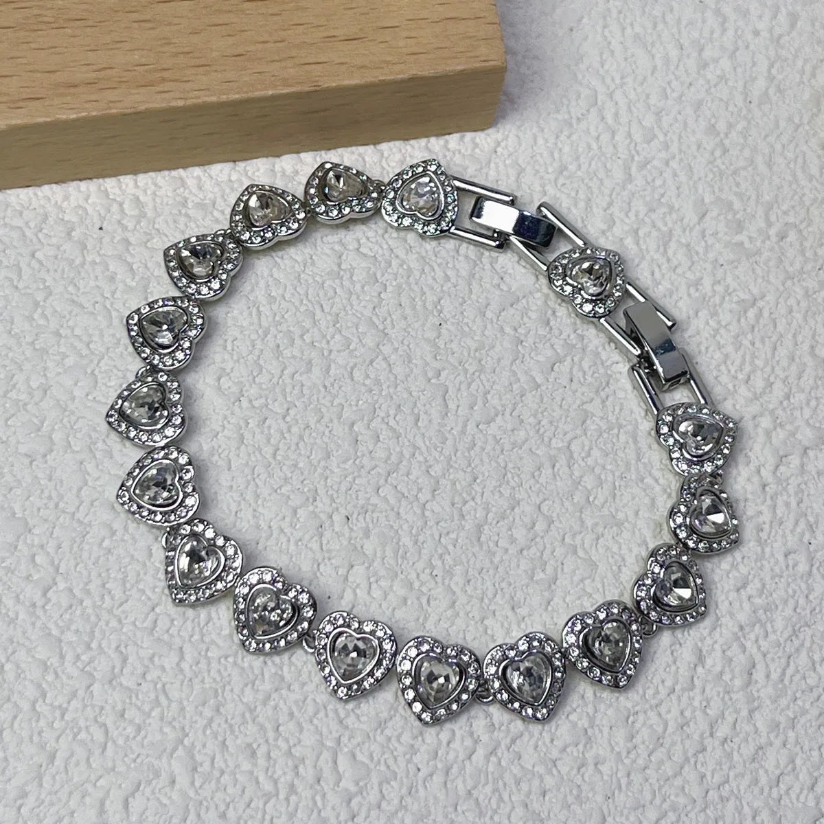 Love Jewelry 2025 New Sales Trends Pearl Necklace Bracelet Earrings Exquisite Charm Gifts for Women's Wedding Gifts Wholesale    Home Decor Supply | Online Retail | ShoreShopper.com