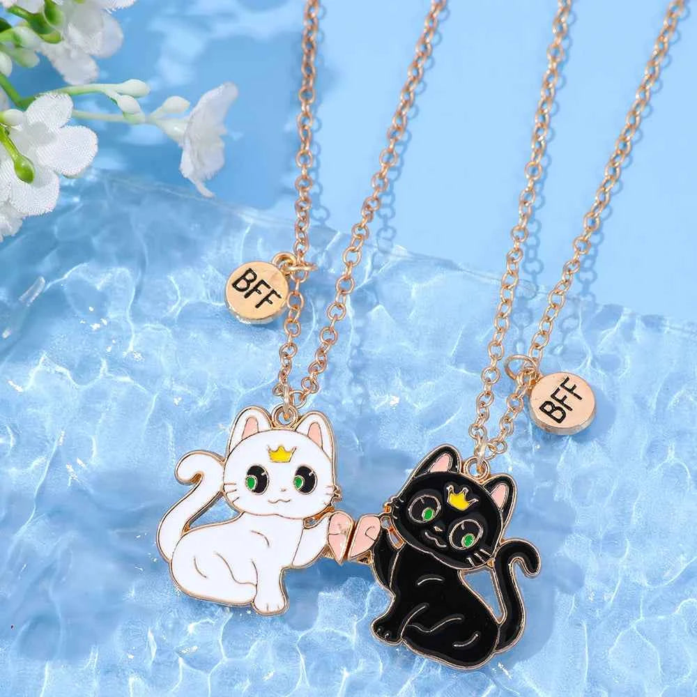 Best Friend Necklace for 2 Gifts Friendship Pendant Necklaces Matching Magnetic Cat BFF Necklace for 2 Girls