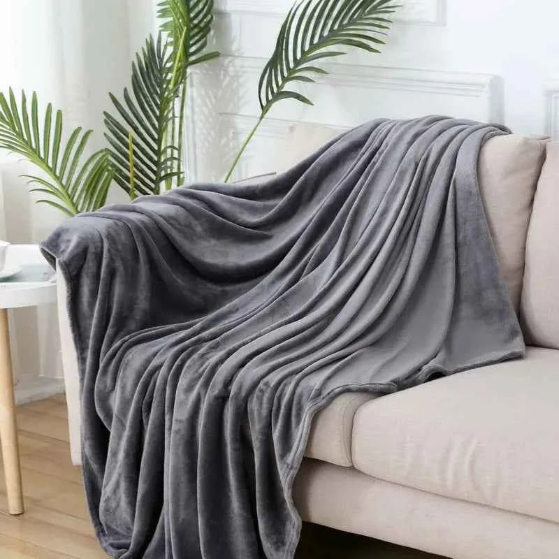 Fluffy Coral Velvet Blanket Flannel Plush Comfortable Thickened and Warm Soft Sofa Throw Blanket for Air-Conditioned Room Luxury