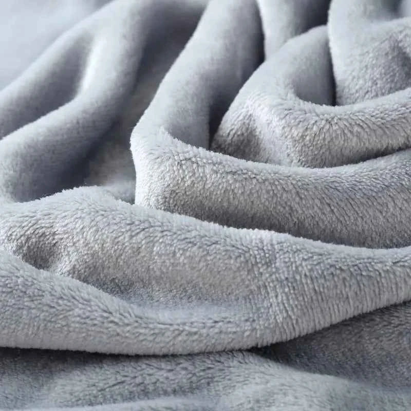Fluffy Cloud Mink Fur Blanket Flannel Plush Comfortable Thickened and Warm Soft Sofa Throw Blanket  For Air-Conditioned Room