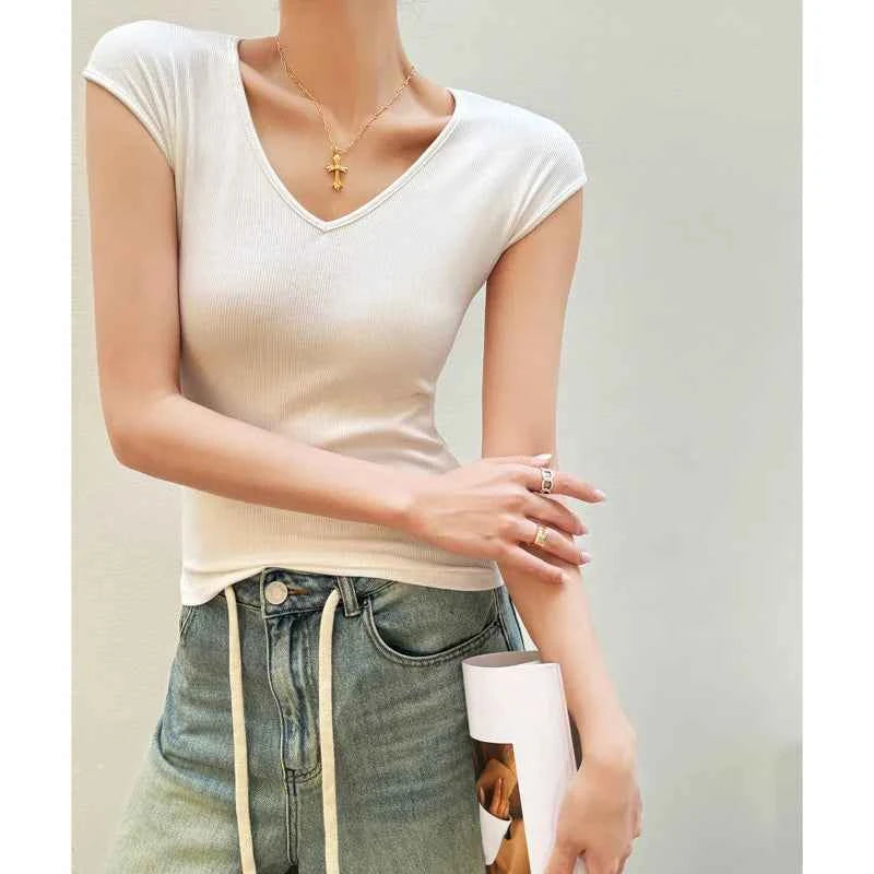 T-shirt for Women 2025 Summer New V-neck Front Shoulder Slim Fit Slim and Hiding Secondary Breast Basic Temperament Top