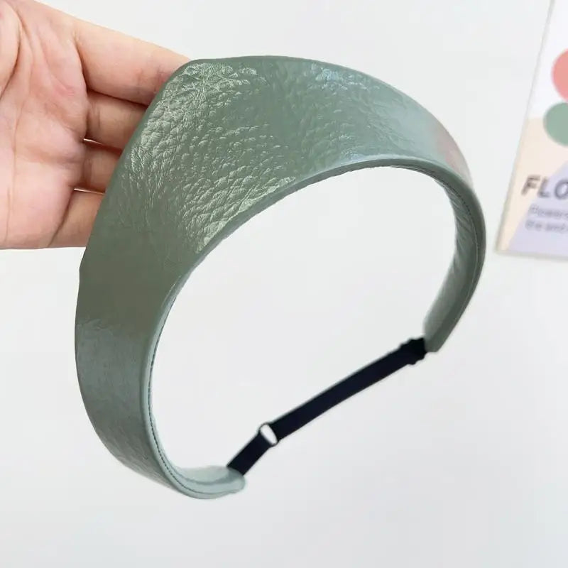 Fashion Adjustable Women Headband Leather Anti Slip Headband European And American Crown Hairband Ladies Headwear    Your Coastal Marketplace | Shoreshopper.com