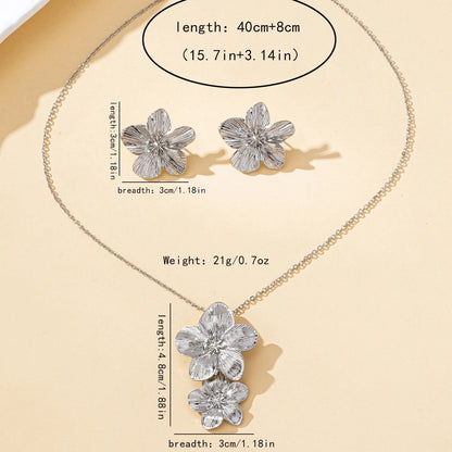 A Set of Women's Jewelry Set, Flower Necklace, Earrings, Simple Set, Suitable for Daily Wear and Gift Giving    Home Decor Supply | Online Retail | ShoreShopper.com