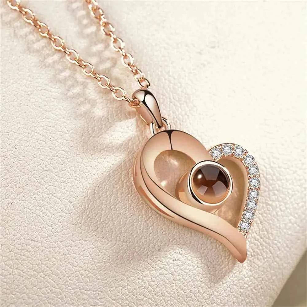 New Letter Necklace 100 Languages I Love You Projection Pendant Necklace Women Jewelry Collier Femme Bijoux Best Friends Gifts