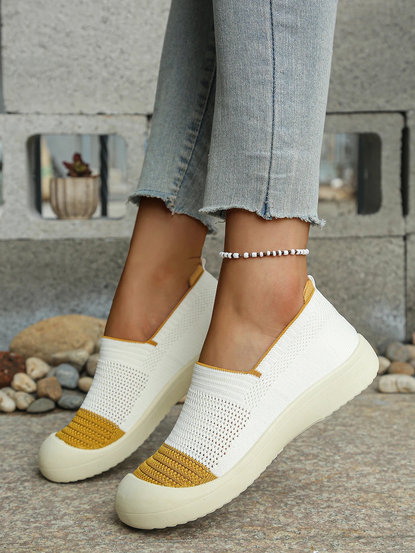 Women's shoes Women's Retro Dual-tone Slip-on Shoes Breathable Soft Sole for Comfort Summer Fashion Footwear Versatile Colorways    Your Coastal Marketplace | Shoreshopper.com