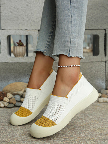 Women's shoes Women's Retro Dual-tone Slip-on Shoes Breathable Soft Sole for Comfort Summer Fashion Footwear Versatile Colorways    Your Coastal Marketplace | Shoreshopper.com