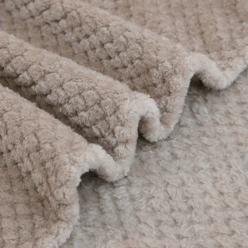 Fluffy Coral Velvet Blanket Flannel Plush Comfortable Thickened and Warm Soft Sofa Throw Blanket for Air-Conditioned Room Luxury    Your Coastal Marketplace | Shoreshopper.com