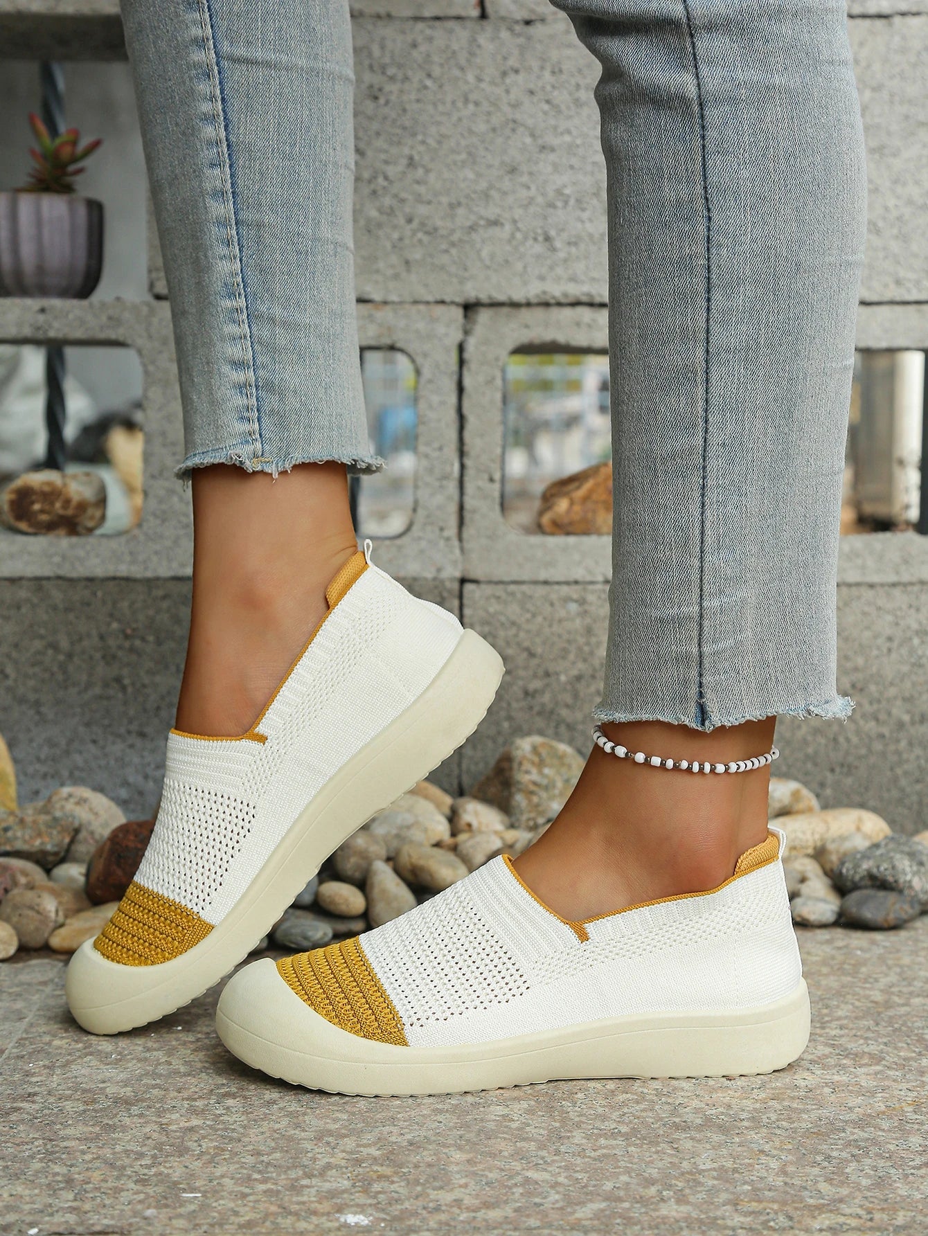 Women's shoes Women's Retro Dual-tone Slip-on Shoes Breathable Soft Sole for Comfort Summer Fashion Footwear Versatile Colorways    Your Coastal Marketplace | Shoreshopper.com