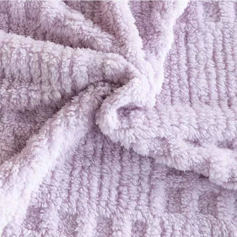 Soft Plush Blanket Warn Bed Cover Office Napping Blanket Thick Ball Wool Casual Air Conditioning Blanket