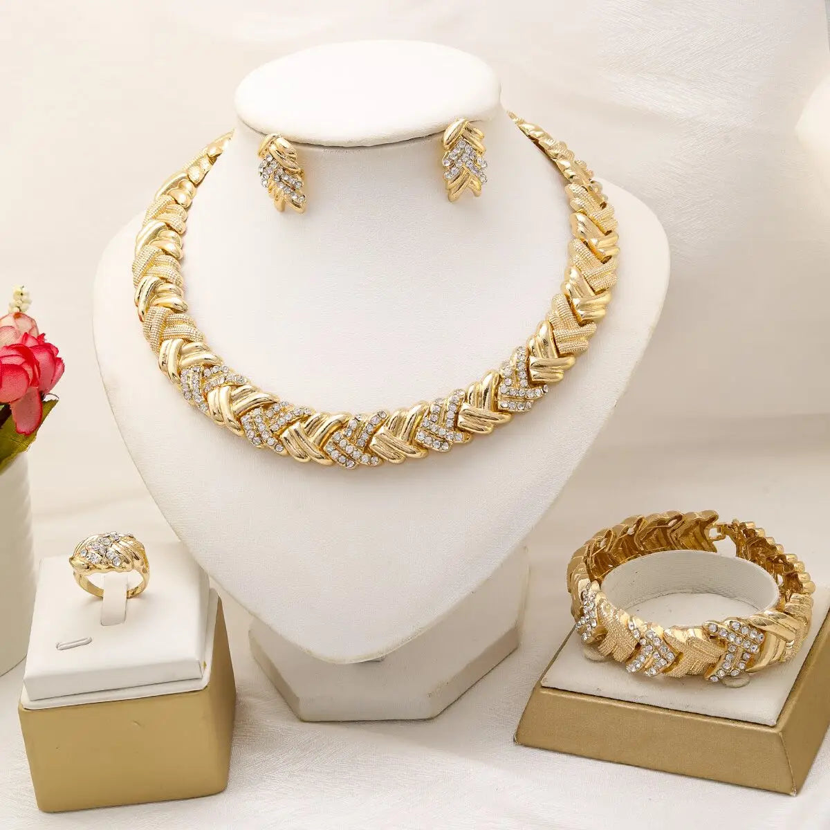 Dubai Jewelry Set For Woman 18K Gold Plated Luxury Necklace Earrings Bracelet and Ring Set Jewelry Wedding Party Trending    Home Decor Supply | Online Retail | ShoreShopper.com