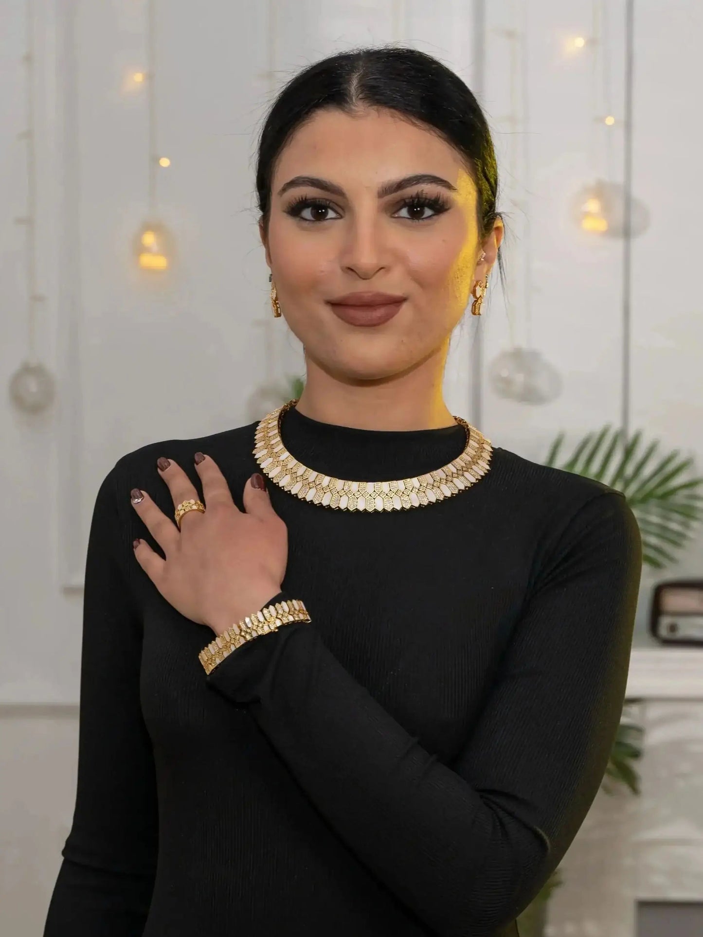HOT  Jewelry Sets For Woman Wedding Parties Jewellery Necklace Earrings Rings Bracelets For Gift Plating18k With CZ White shell    Home Decor Supply | Online Retail | ShoreShopper.com