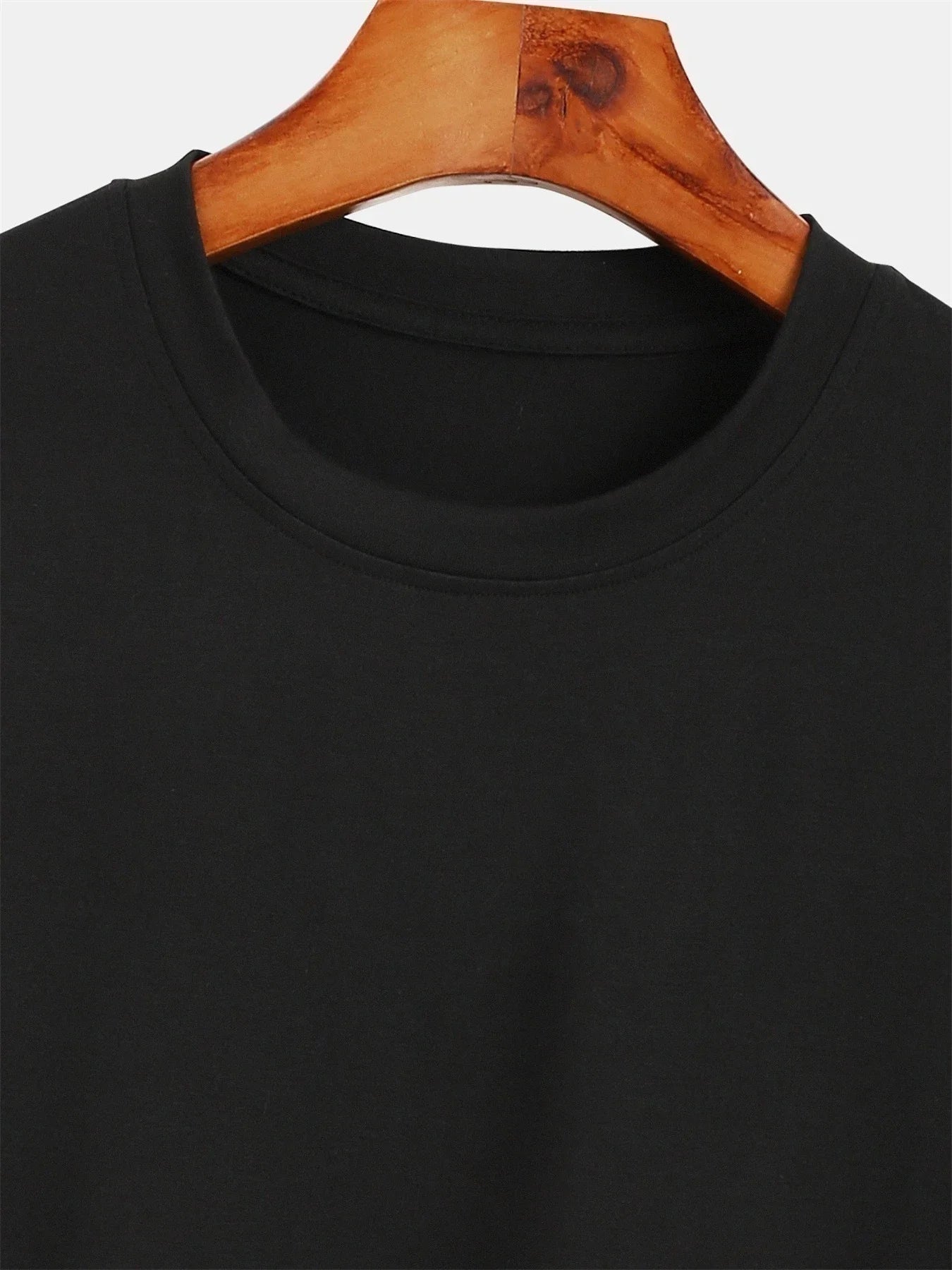 Men's Spring and Autumn 100% Cotton Loose and Comfortable Casual Paris Pattern Printed Round Neck Long Sleeve T-shirt    Home Decor Supply | Online Retail | ShoreShopper.com
