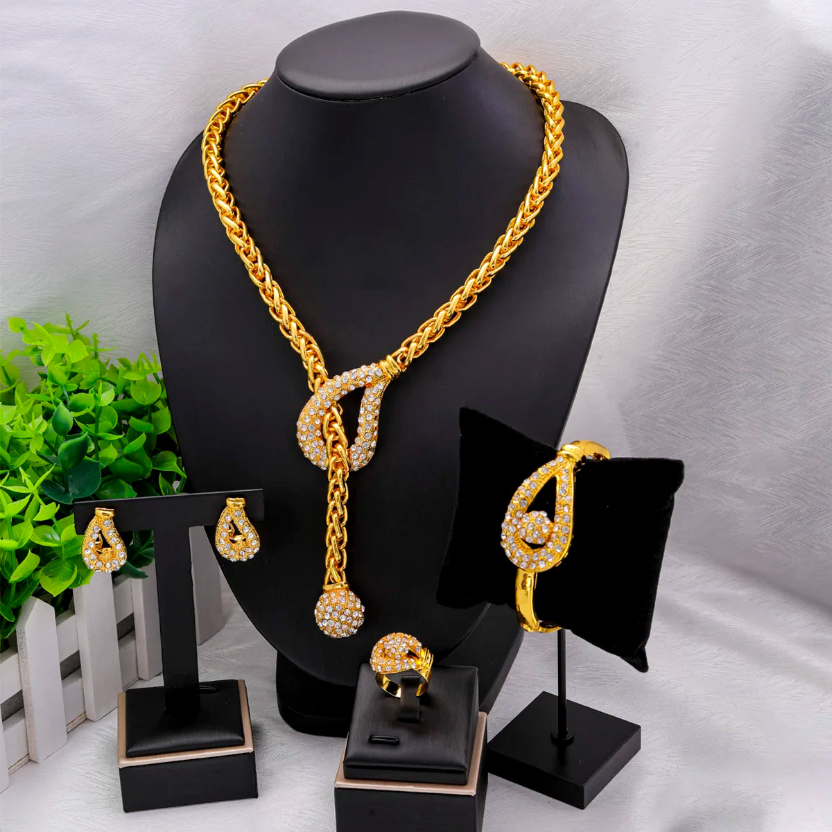 Dubai 24K Gold Plated Gold Women Jewelry Sets Classic Design Necklace Earrings Charm Bracelet Ring Banquet Party Jewelry    Home Decor Supply | Online Retail | ShoreShopper.com