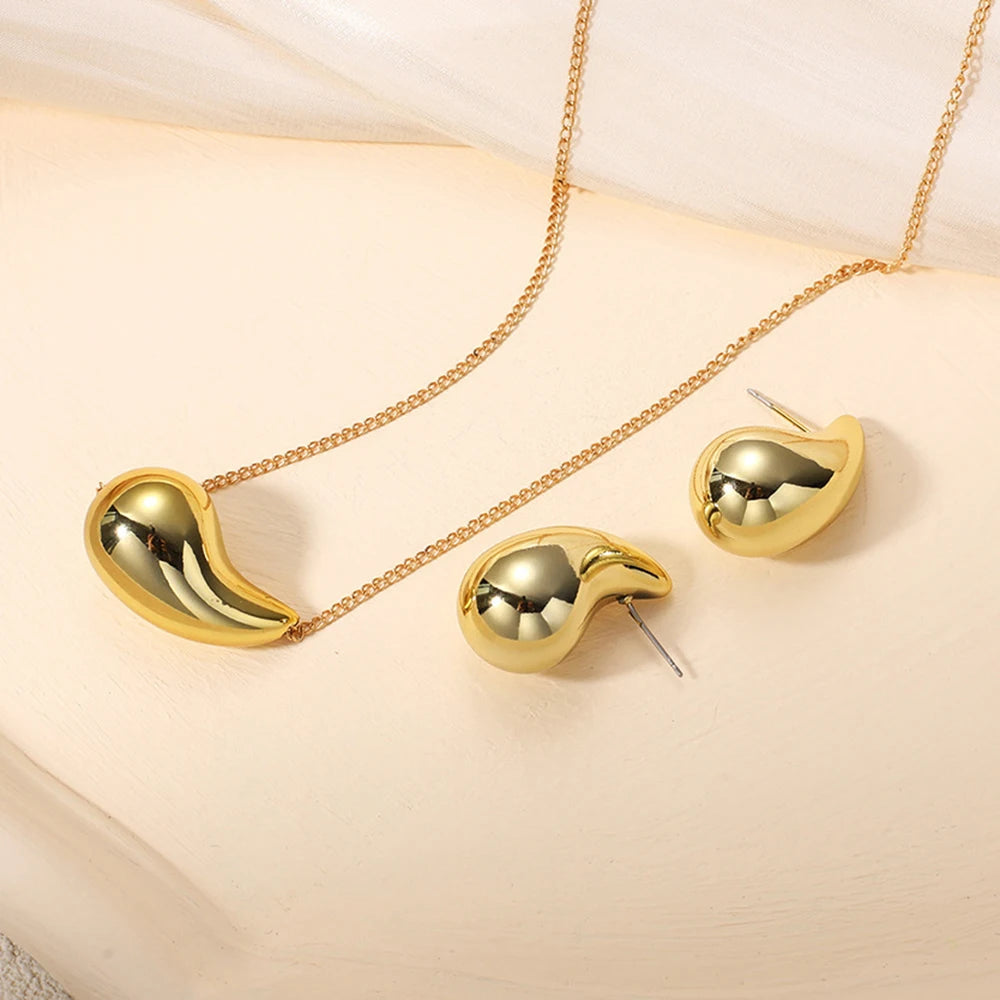 2-Piece Elegant Stylish Gold Drop Jewelry Set With High-End Earrings And Necklace Combination Suitable For Woman Daily Wear    Home Decor Supply | Online Retail | ShoreShopper.com