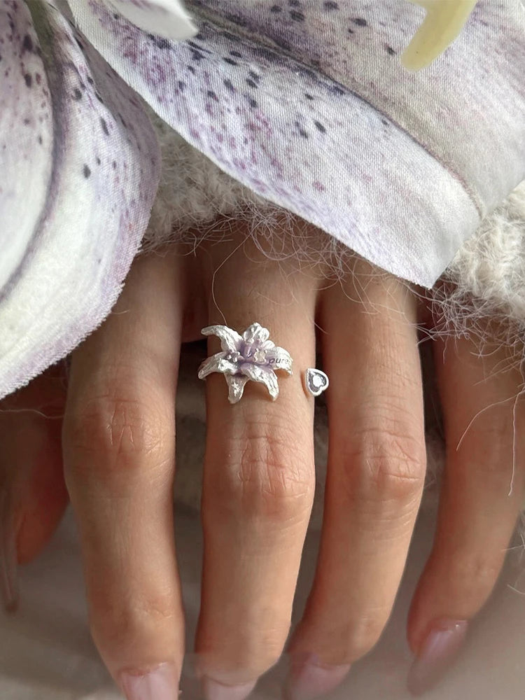Gorgeous Lily Flower Jewelry Accessories, Fashion Ring for Women, Must-have Accessory for Female Fashionistas    Home Decor Supply | Online Retail | ShoreShopper.com