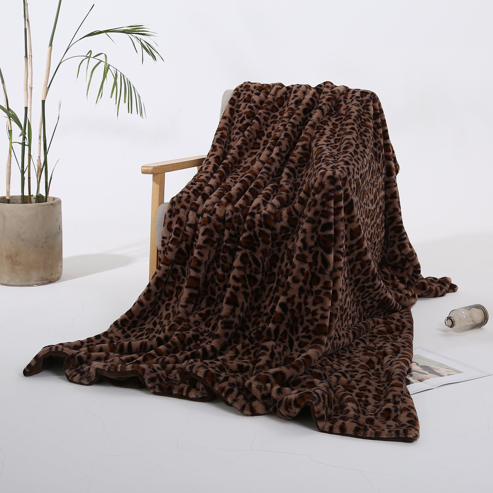 BlanketsCrystal Short Plush Children's Nap Sofa Blankets    Home Decor Supply | Online Retail | ShoreShopper.com