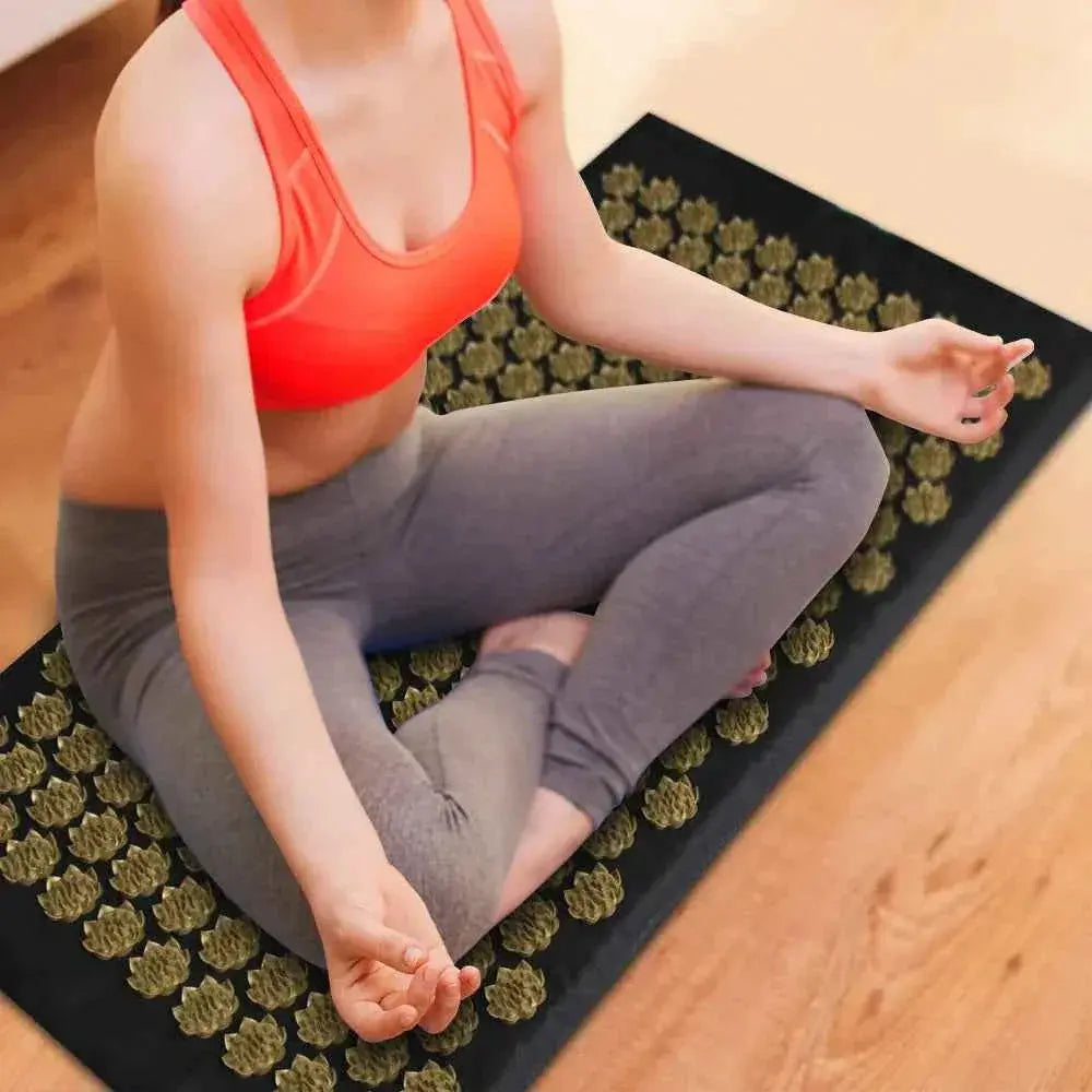 Acupressure Massage Mat Set w/ Pillow - ShoreCo.Shop